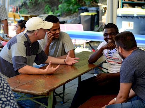 Multikulturelle Gemeinschaft bei JMEM Hainichen